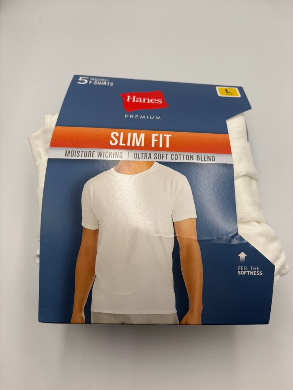 Hanes Men's Premium Slim Fit Tagless T-Shirts L White - 4 Shirts (One Missing)